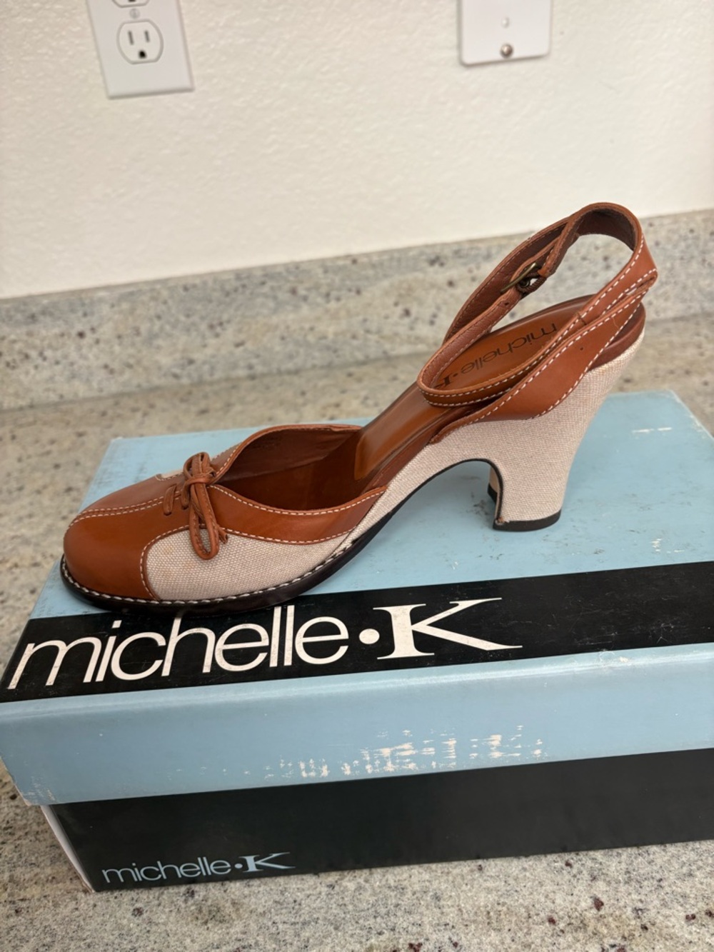 Michelle K Tan Leather & Cream Canvas Slingback Heel - Picture 2 of 3